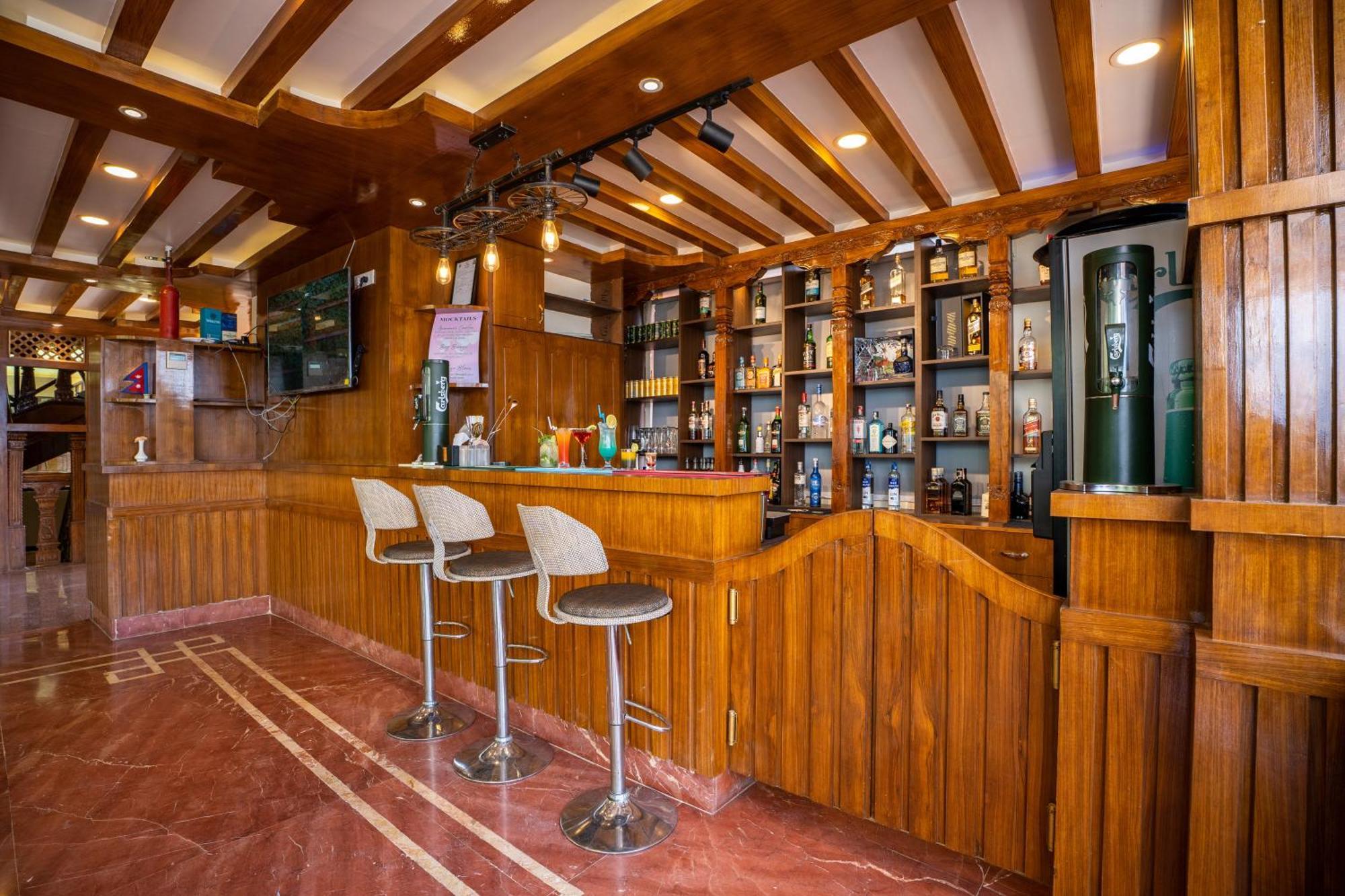 Surya Heritage Hotel Катманду Екстериор снимка