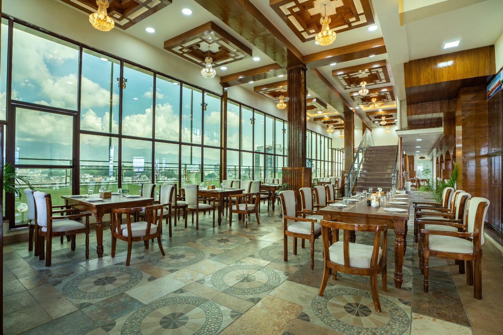 Surya Heritage Hotel Катманду Екстериор снимка