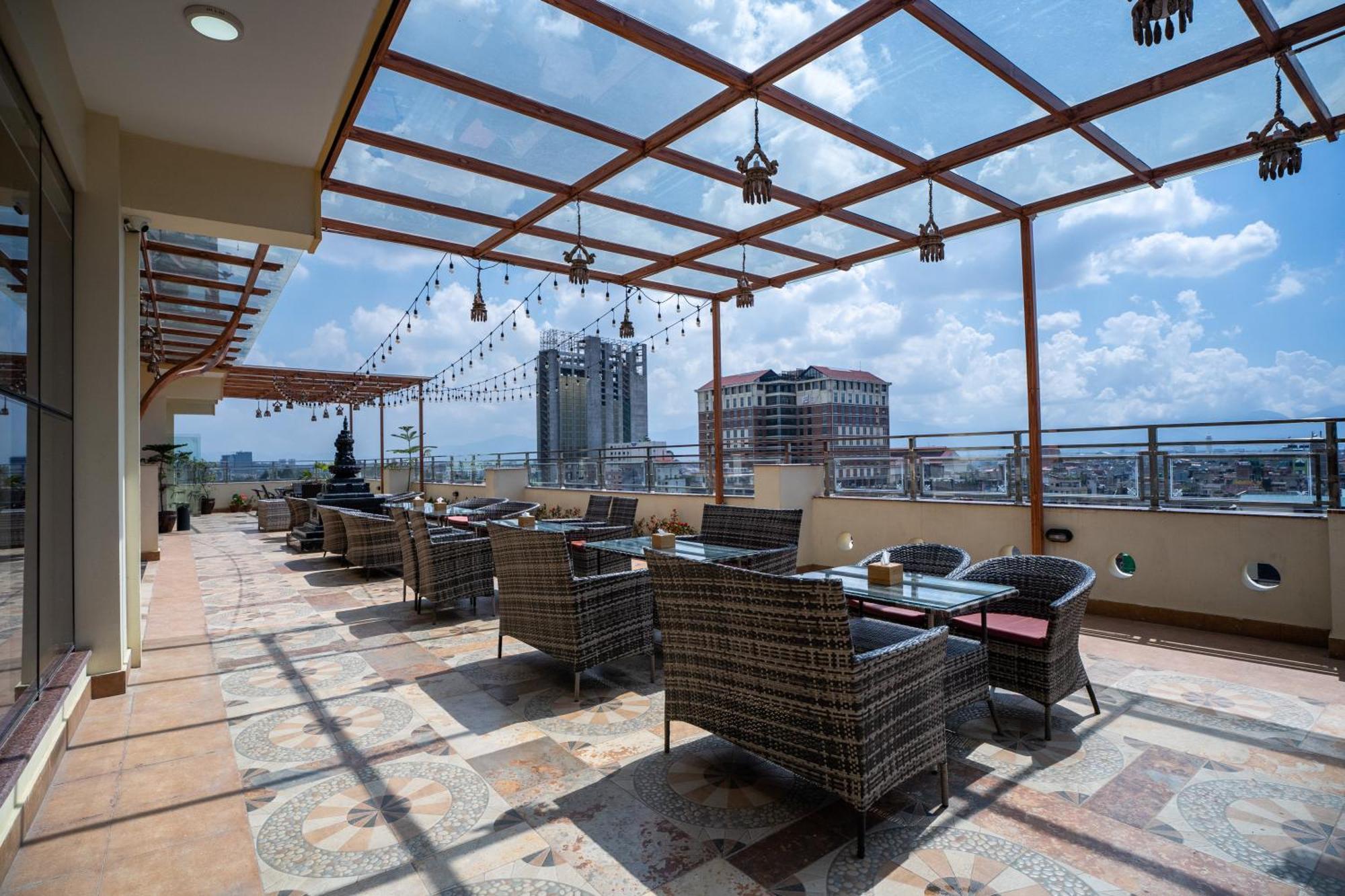 Surya Heritage Hotel Катманду Екстериор снимка